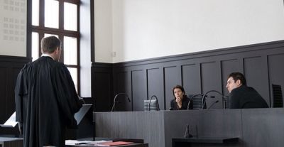 Tribunal et juge